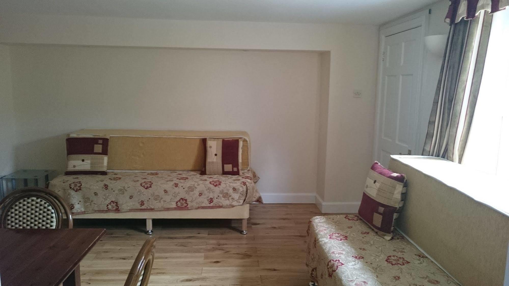 Mayville House Apartment Cheltenham Dış mekan fotoğraf