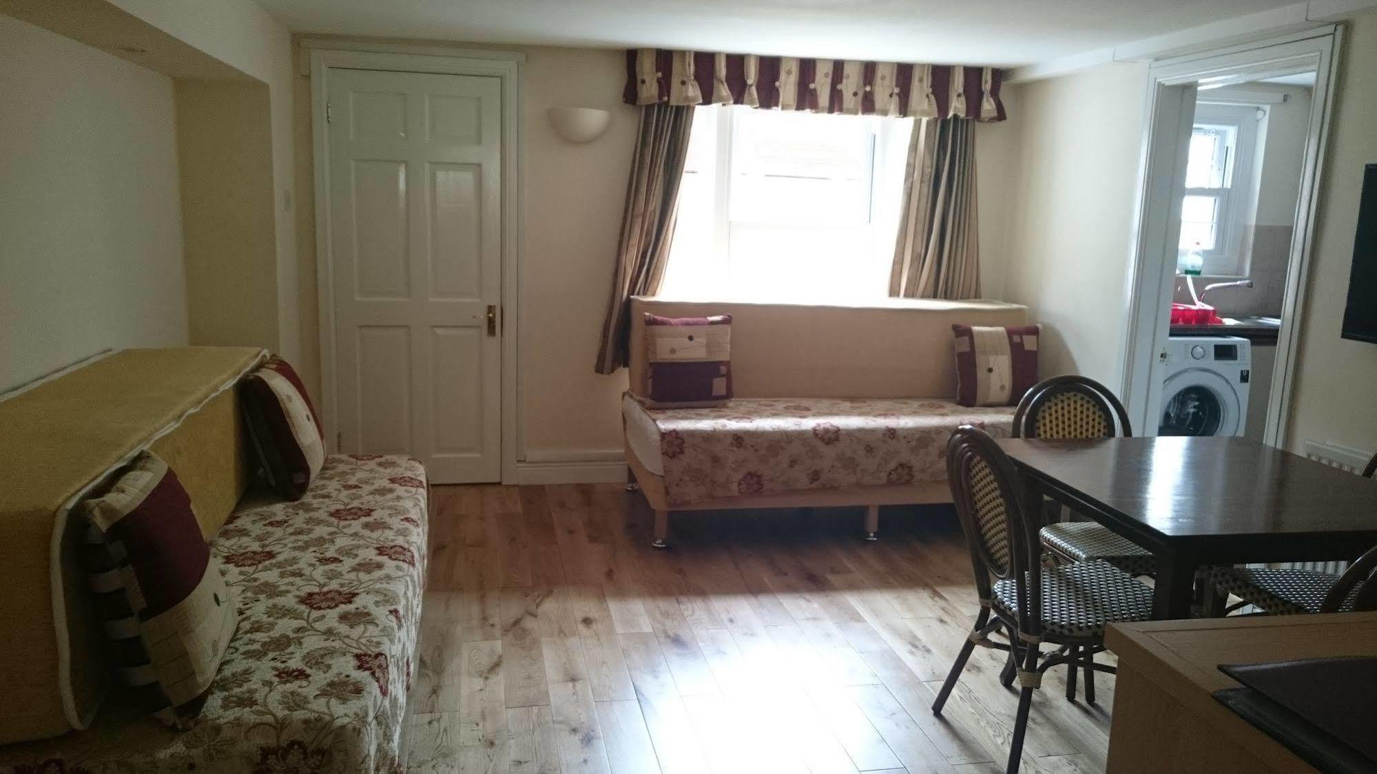 Mayville House Apartment Cheltenham Dış mekan fotoğraf